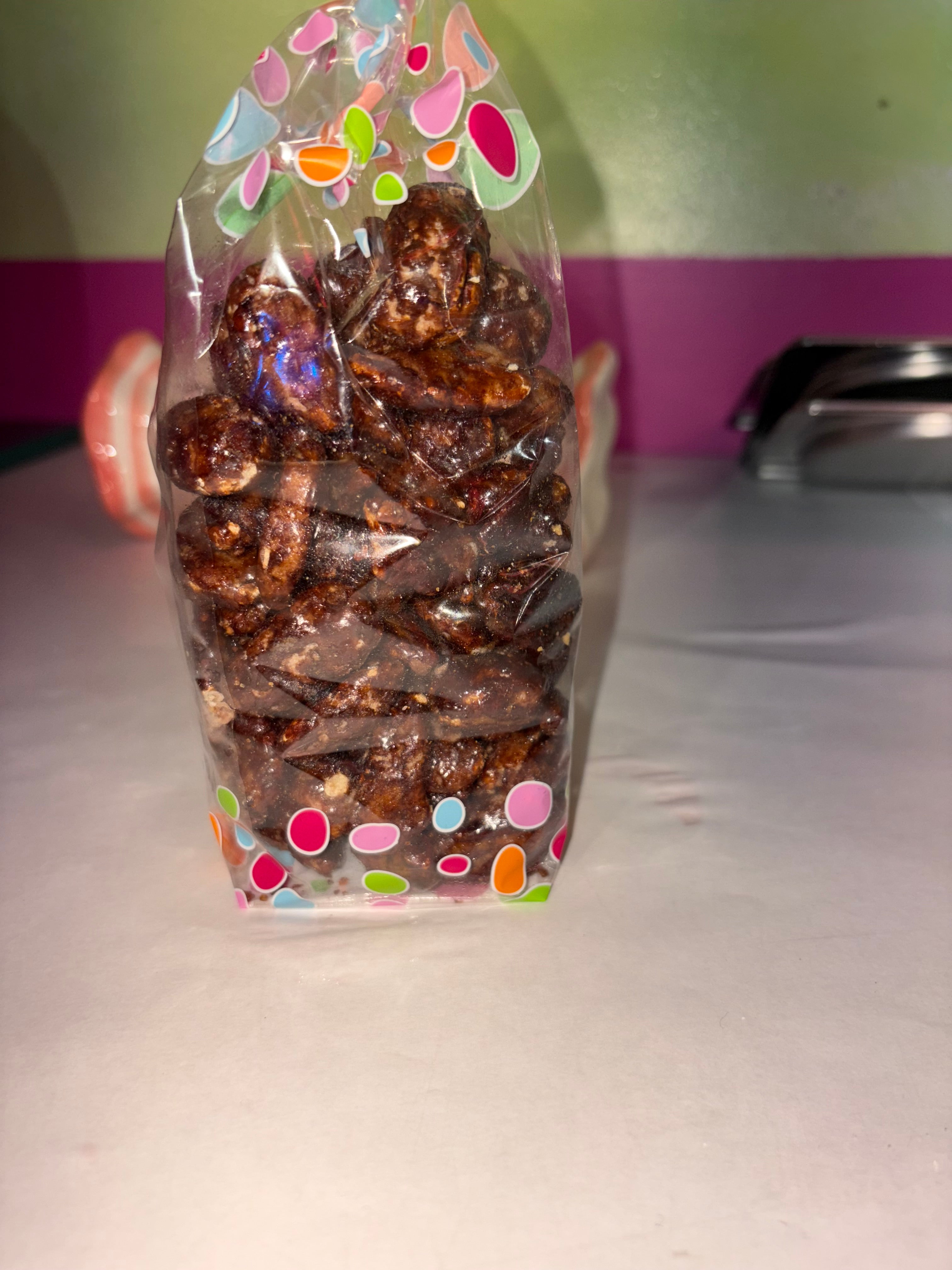 Noix de pécan enrobée de caramel fait maison